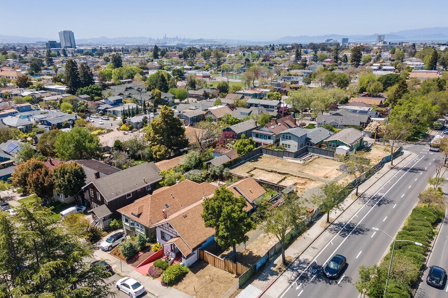 345 51st st, Oakland, CA for sale - Aerial - Image 3 of 11