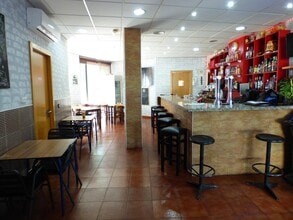 Commerce de détail dans Manresa, Barcelona à louer Photo intérieure- Image 2 de 13