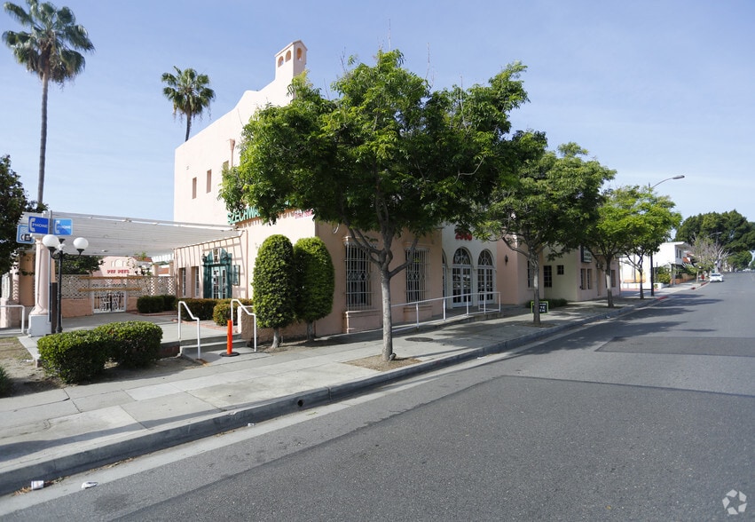 2960 E Colorado Blvd, Pasadena, CA for sale - Building Photo - Image 2 of 12