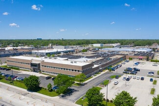 Plus de détails pour 3400-3450 Oakton St, Skokie, IL - Industriel à vendre