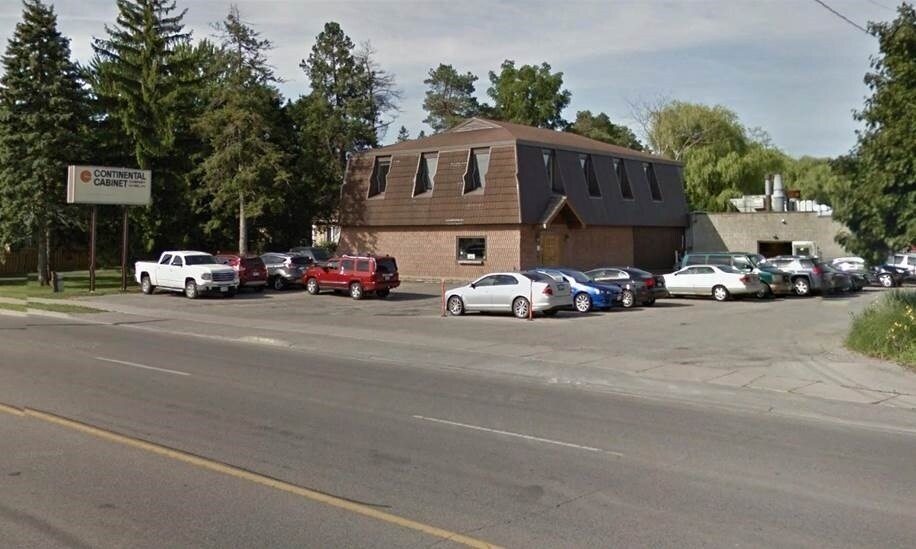 547 Clarke Rd, London, ON à vendre Photo du bâtiment- Image 1 de 1