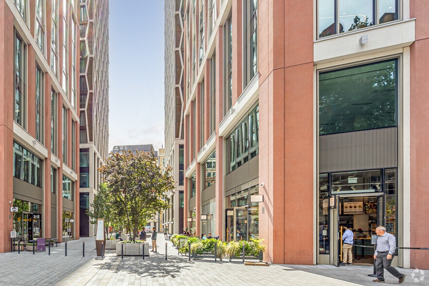 4 Orchard Pl, London for sale - Building Photo - Image 3 of 11