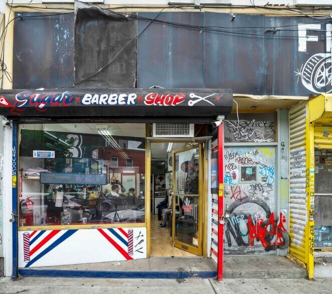 1536 Gates Ave, Brooklyn, NY à vendre - Photo du bâtiment - Image 2 de 30