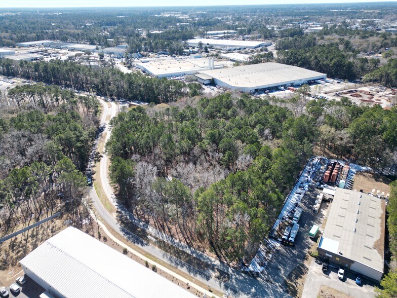 7585 Southrail Rd, North Charleston, SC à vendre - Photo du bâtiment - Image 2 de 3