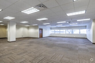 330 2nd Ave S, Minneapolis, MN for sale Interior Photo- Image 2 of 3