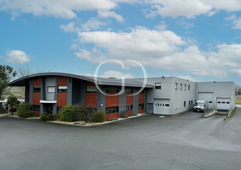 205 Rue De Montepy, Fleurieux-sur-l'Arbresle for lease - Building Photo - Image 1 of 11