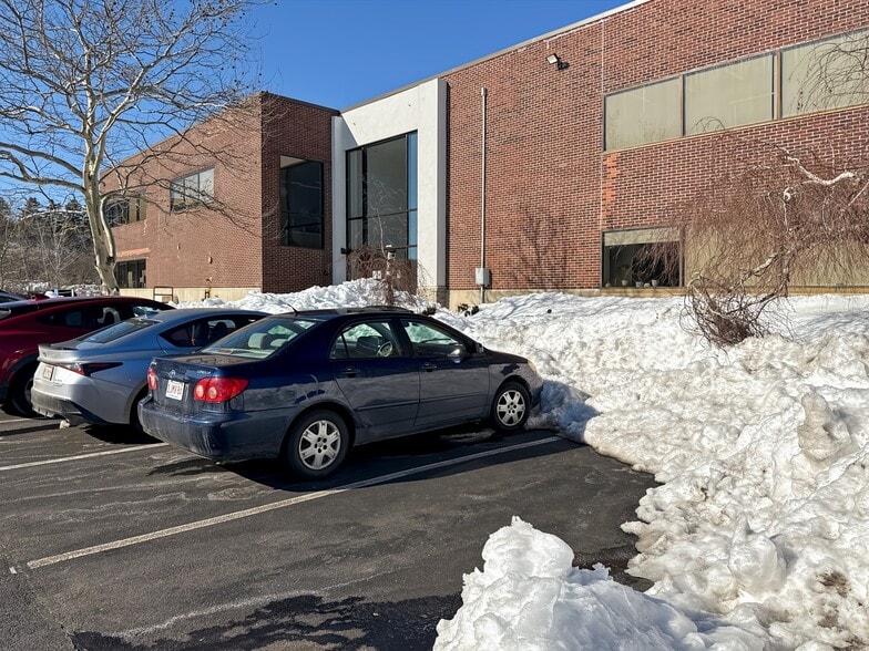 315 University Ave, Westwood, MA for lease - Building Photo - Image 3 of 13