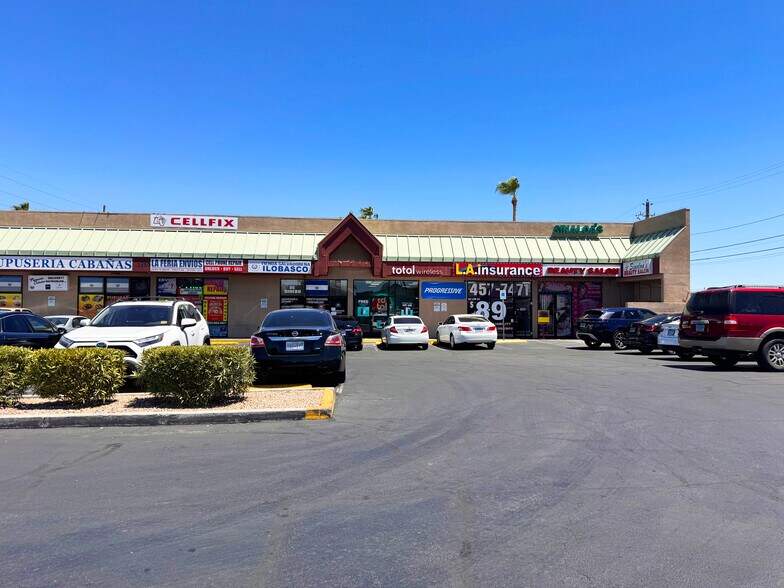 2520 S Eastern Ave, Las Vegas, NV à vendre - Photo du bâtiment - Image 3 de 31