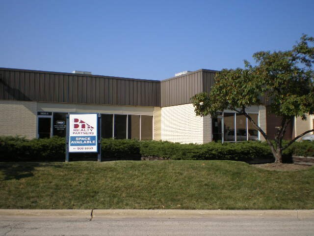 1808 Janke Dr, Northbrook, IL à louer Photo du bâtiment- Image 1 de 3