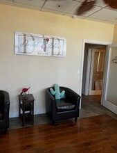 45445 Portola Ave, Palm Desert, CA for lease Interior Photo- Image 1 of 3