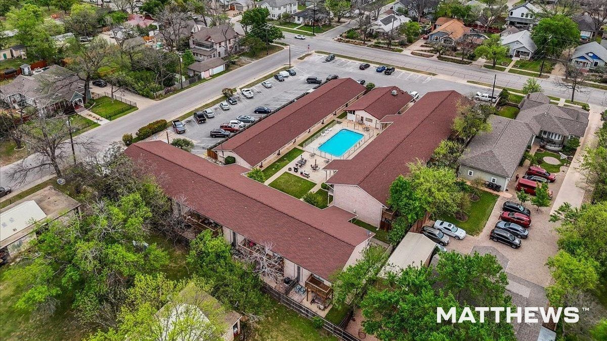 1700 S Austin Ave, Georgetown, TX à vendre Photo principale- Image 1 de 4