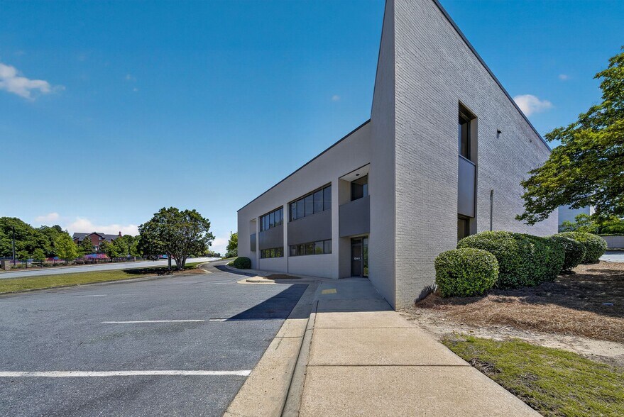 615 19th St, Columbus, GA à louer - Photo du bâtiment - Image 2 de 20