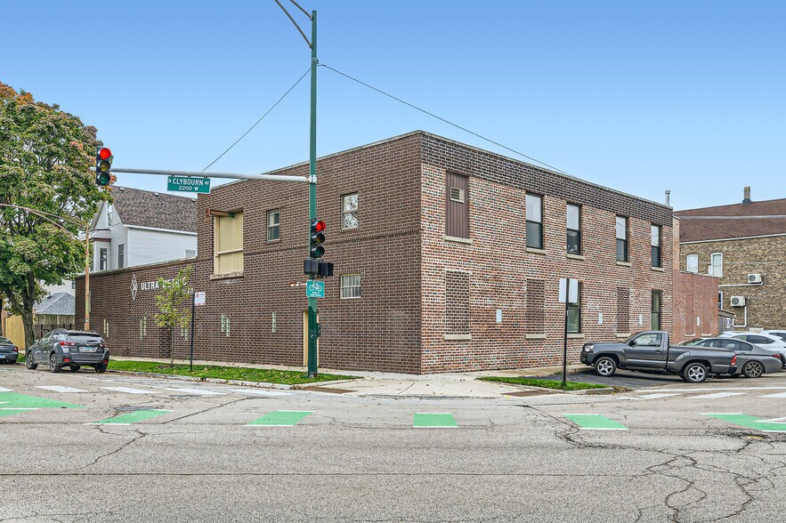 2950-2958 Leavitt st, Chicago, IL à vendre - Photo du bâtiment - Image 1 de 43