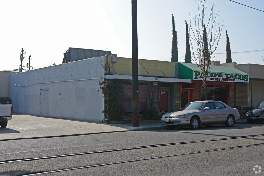 309 W Oak Ave, Visalia, CA à vendre - Photo du bâtiment - Image 3 de 3