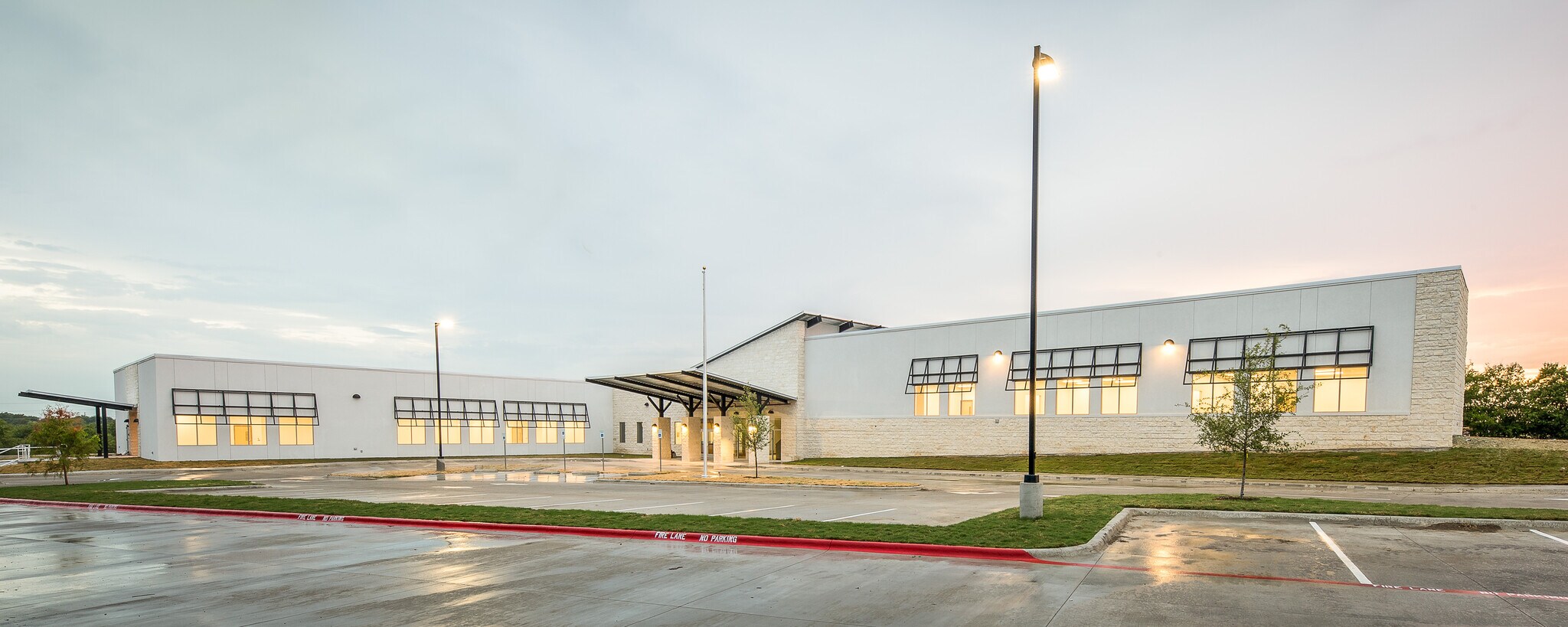 700 Stadium Dr, Georgetown, TX à vendre Photo principale- Image 1 de 9