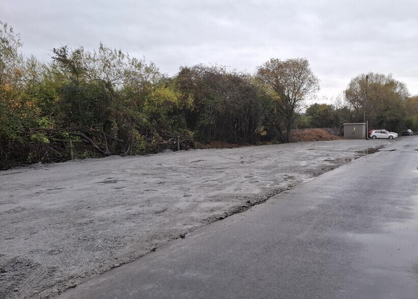 Herbert Rd, Newport à louer - Photo du bâtiment - Image 2 de 2