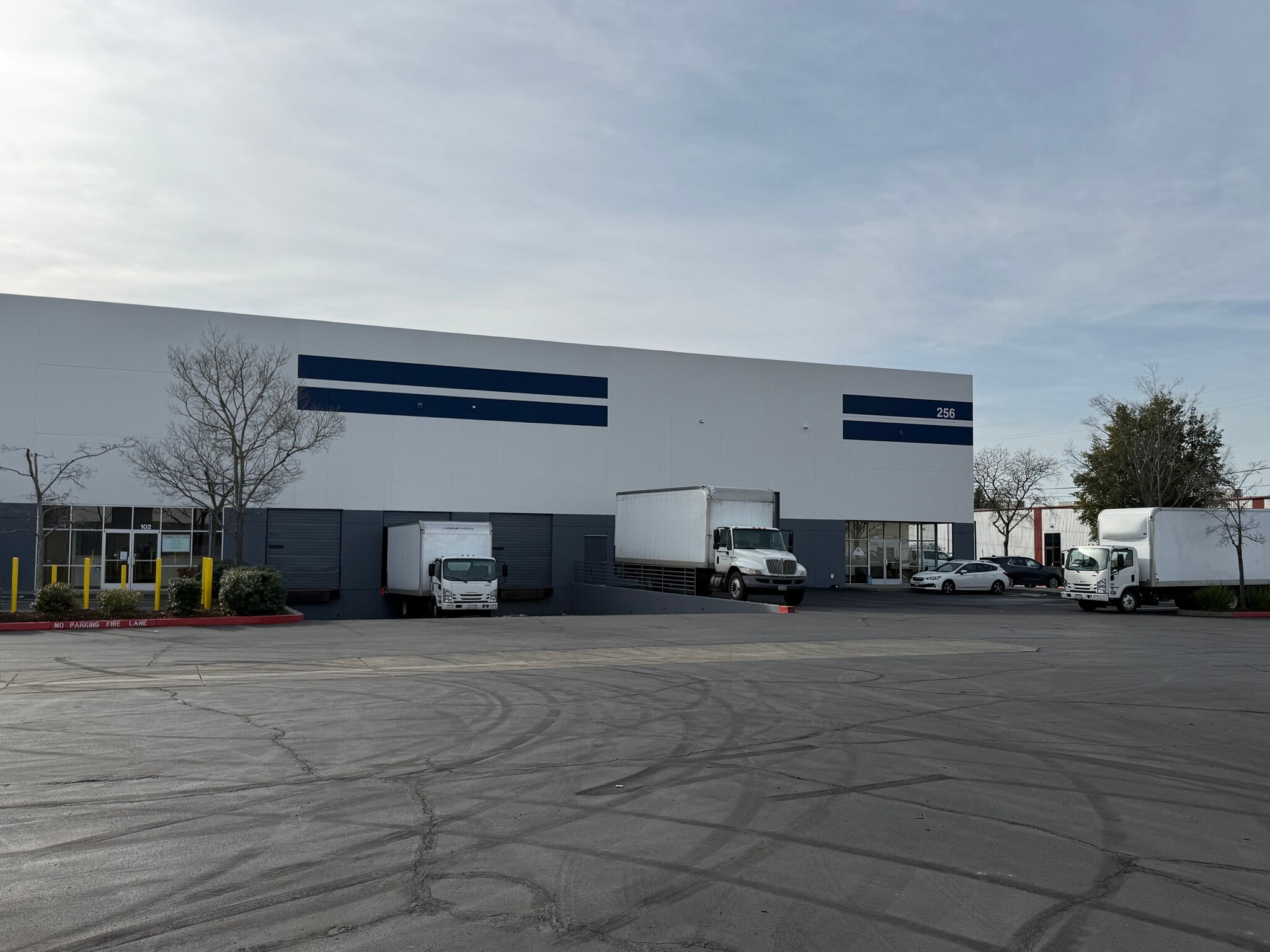 256 Sutton Pl, Santa Rosa, CA for lease Primary Photo- Image 1 of 12