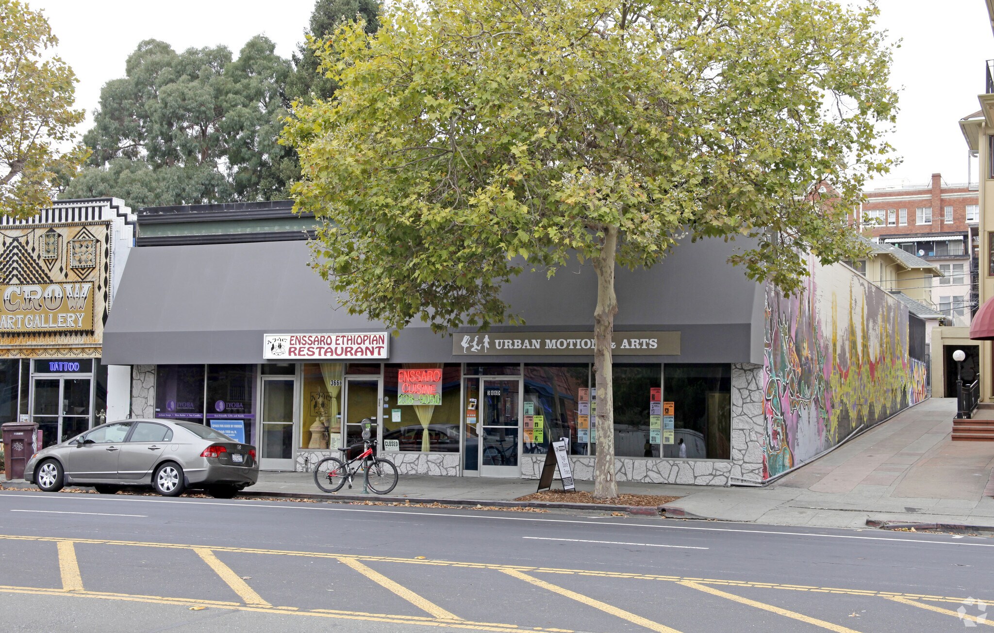 364-366 Grand Ave, Oakland, CA for lease Building Photo- Image 1 of 13