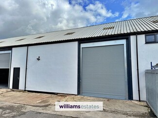 Plus de détails pour Vale Rd, Rhyl - Industriel à vendre