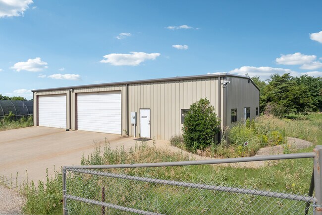 More details for 300 NW 104th St, Oklahoma City, OK - Industrial for Lease