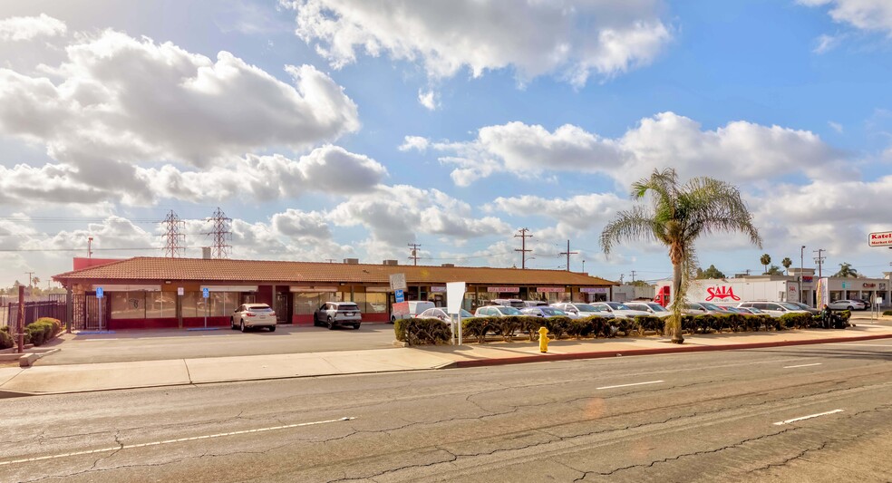 7600-7612 Katella Ave, Stanton, CA for sale - Building Photo - Image 3 of 24