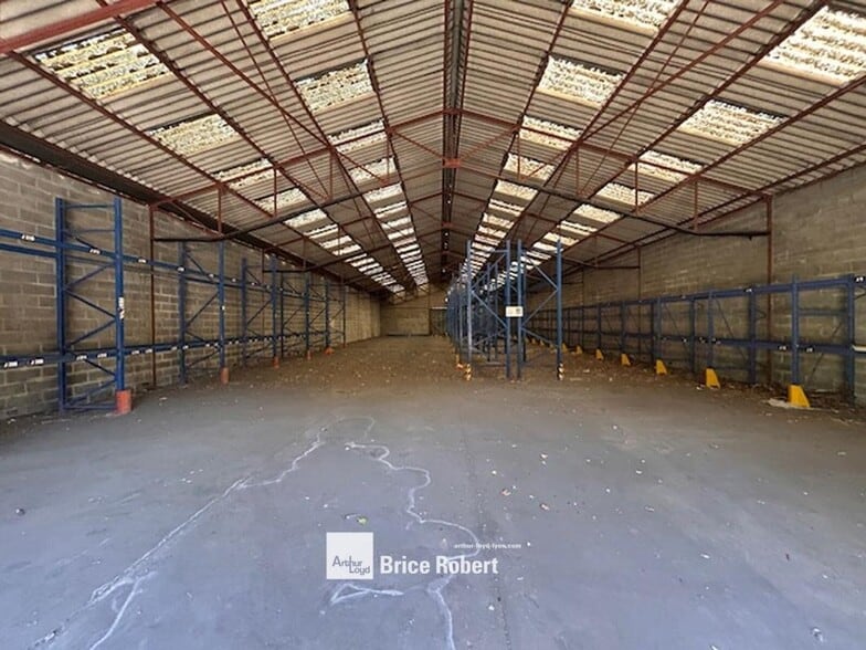 30 Rue Louis Jouvet, Vénissieux à vendre - Photo intérieure - Image 2 de 6