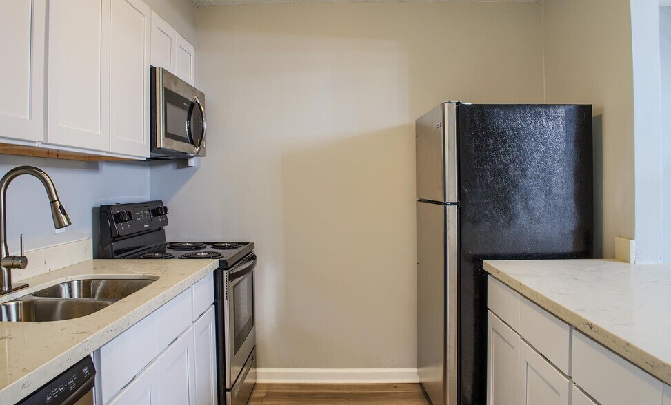 12151 N I-10 Service Rd, New Orleans, LA à vendre - Photo du bâtiment - Image 3 de 11