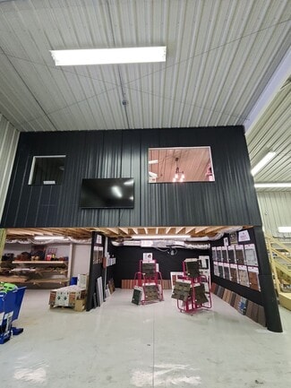 Plus de détails pour 6304 Tropicaire Blvd, North Port, FL - Local d'activités à louer