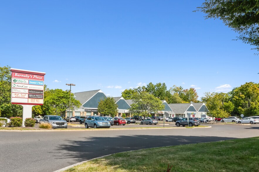 739 N Easton Rd, Doylestown, PA for sale - Building Photo - Image 3 of 10