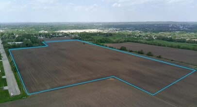 401 Freedom Ln, Janesville, WI - AERIAL map view - Image1