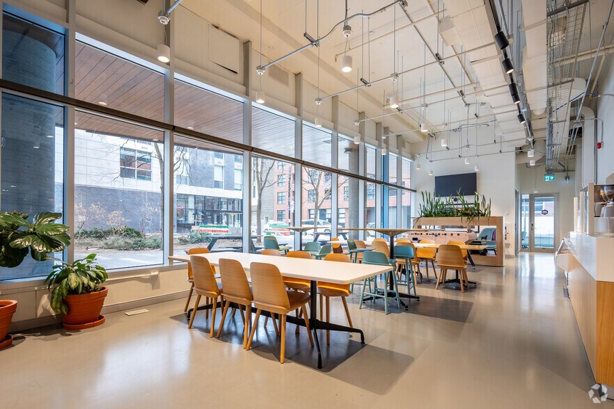 75 Rue Queen, Montréal, QC à louer - Photo intérieure - Image 3 de 18
