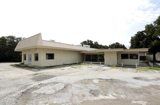 Plus de détails pour 5149 River Oaks Blvd, River Oaks, TX - Bureau/Commerce de détail à louer