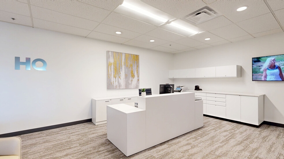 2055 Craigshire Rd, Saint Louis, MO for lease - Matterport 3D Scan - Image 3 of 14