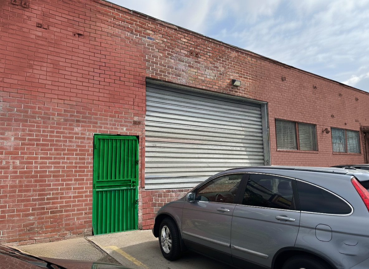 630 S Clarence St, Los Angeles, CA for lease Building Photo- Image 1 of 4