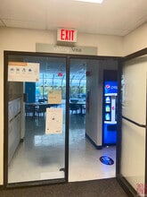 389 John Downey Dr, New Britain, CT for lease Interior Photo- Image 2 of 17