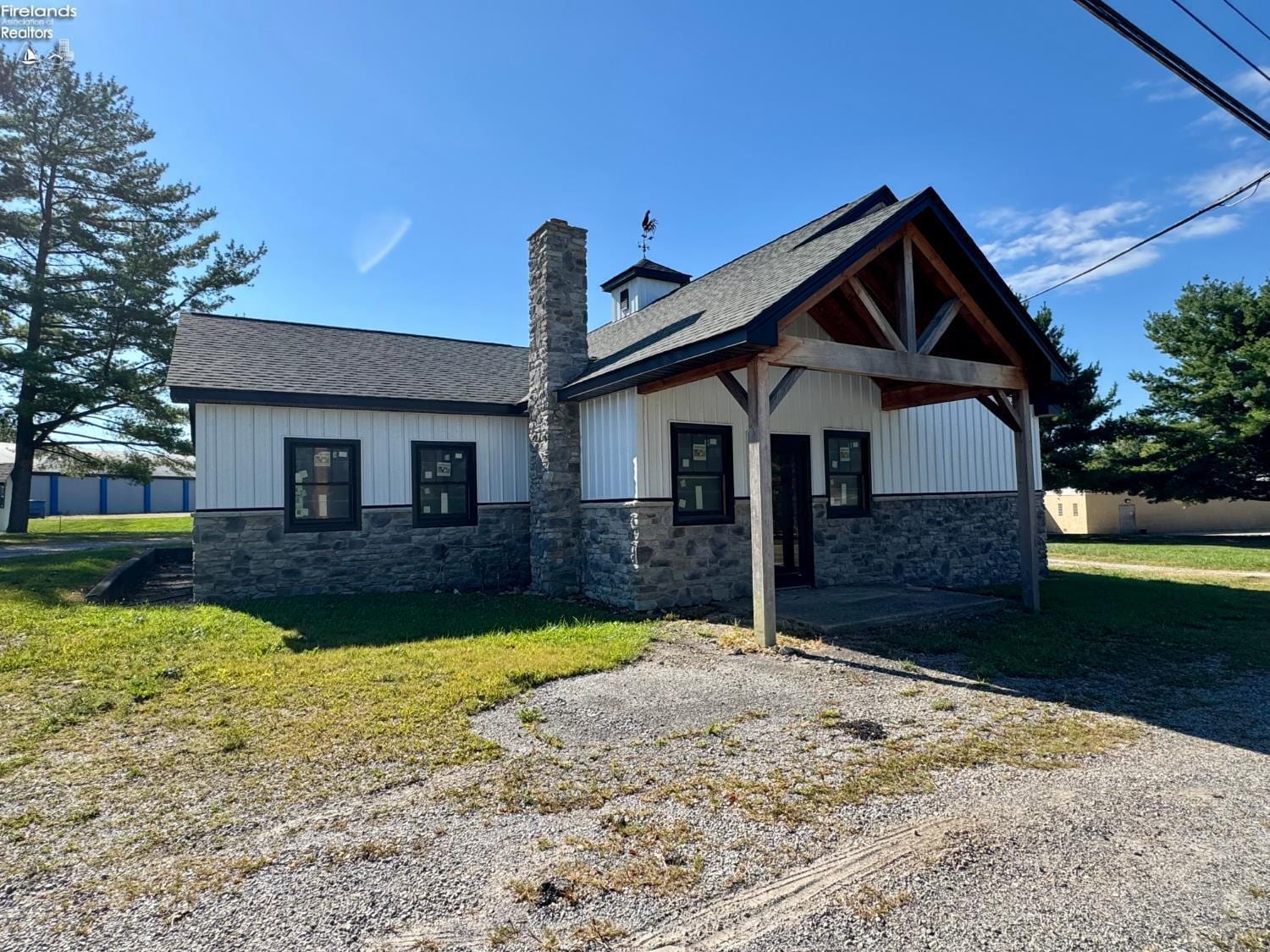 720 Medina St, Lodi, OH for sale Primary Photo- Image 1 of 30