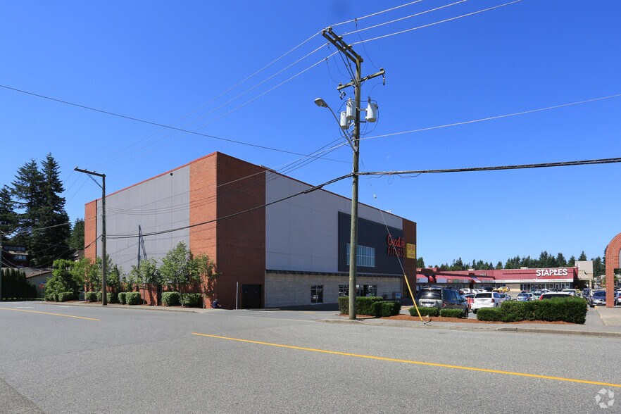 32500 S Fraser Way, Abbotsford, BC à louer - Photo du bâtiment - Image 1 de 5