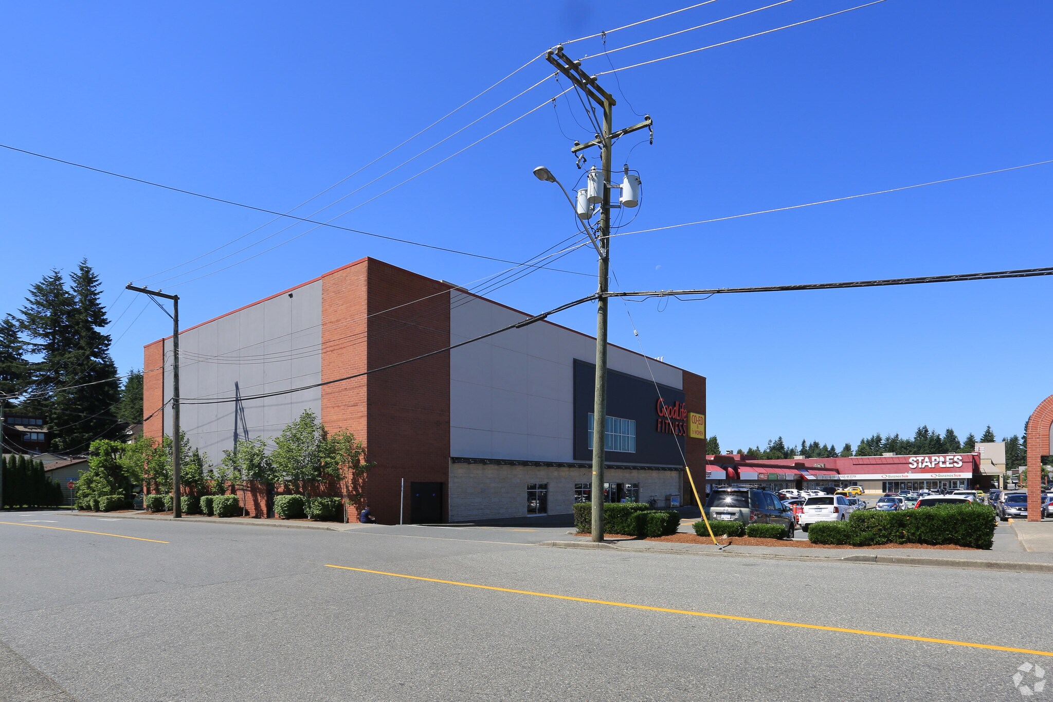 32500 S Fraser Way, Abbotsford, BC à louer Photo du bâtiment- Image 1 de 6