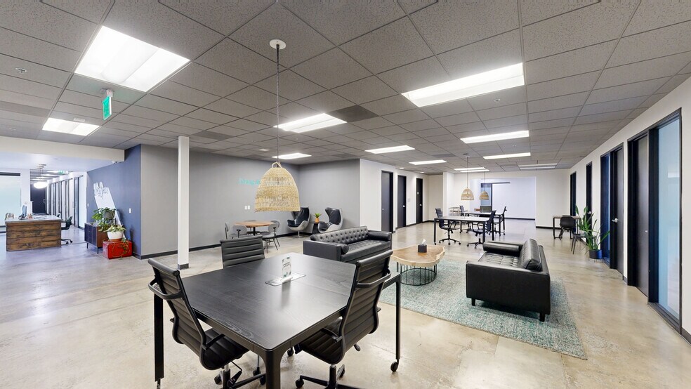 2292 Faraday Ave, Carlsbad, CA à vendre - Numérisation 3D de Matterport - Image 3 de 23