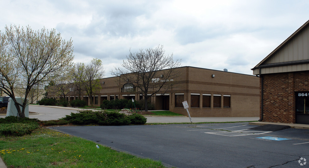 8521-8535 Phoenix Dr, Manassas, VA for sale - Primary Photo - Image 1 of 1