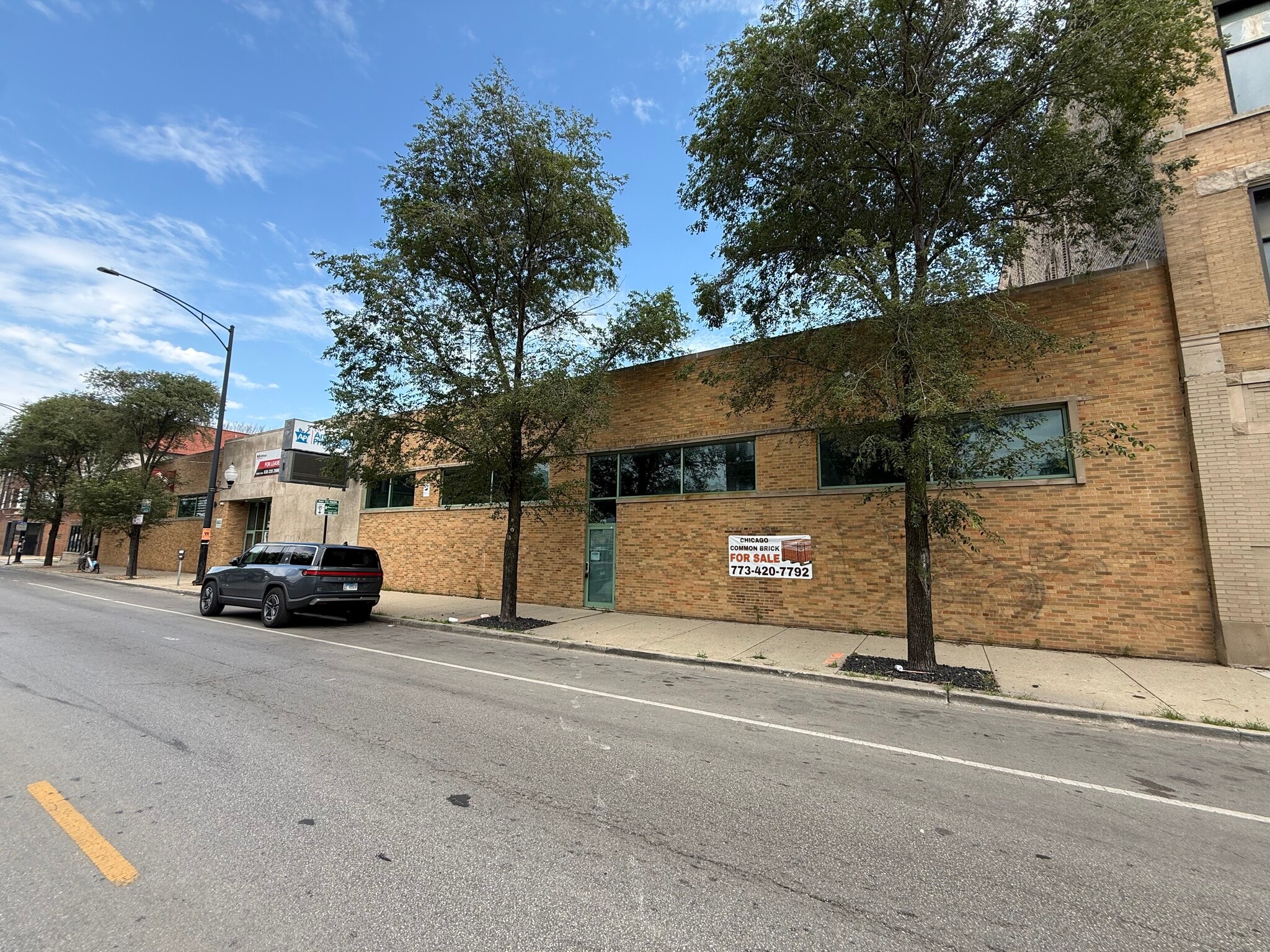 3640 W Armitage Ave, Chicago, IL for lease Interior Photo- Image 1 of 5