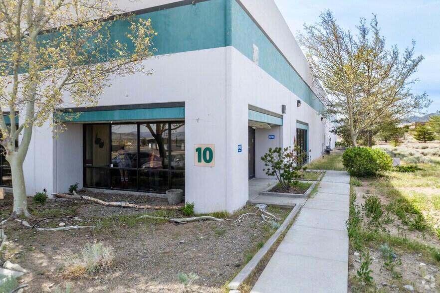 10 Airpark Vista Blvd, Dayton, NV à vendre - Photo du bâtiment - Image 3 de 6