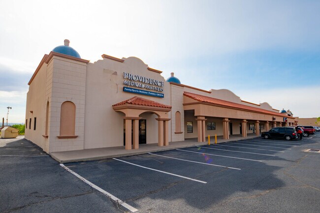 Plus de détails pour 9870 N Gateway Blvd, El Paso, TX - Bureau/Médical à louer