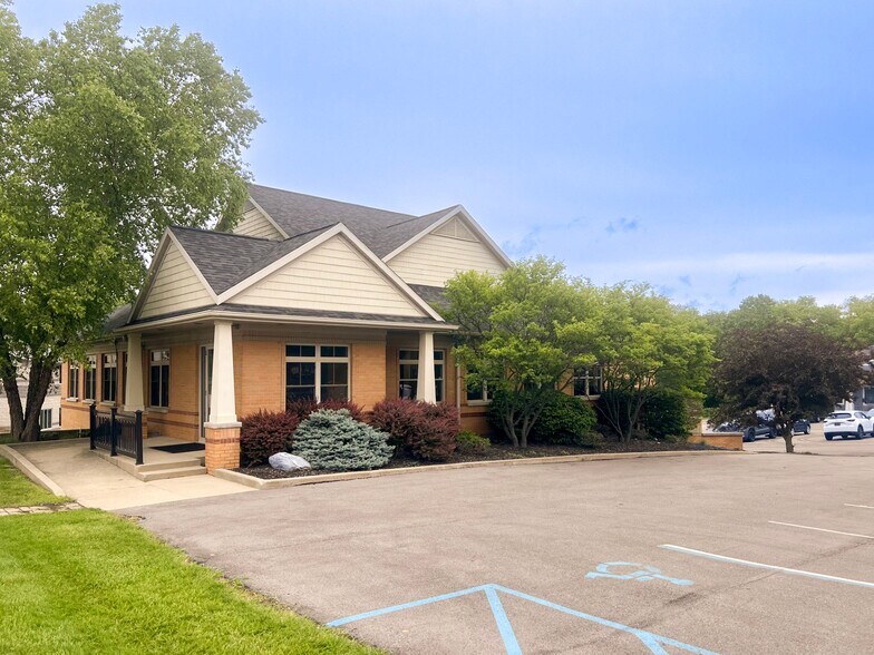 3347 Eagle Run Dr NE, Grand Rapids, MI à louer - Photo du bâtiment - Image 1 de 9