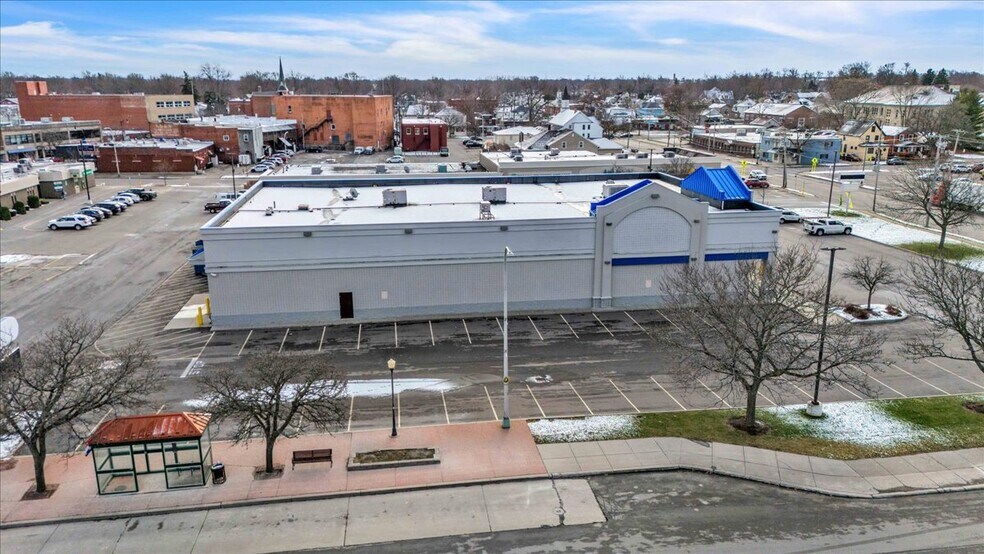 47 Niagara St, Tonawanda, NY à vendre - Photo du bâtiment - Image 2 de 24