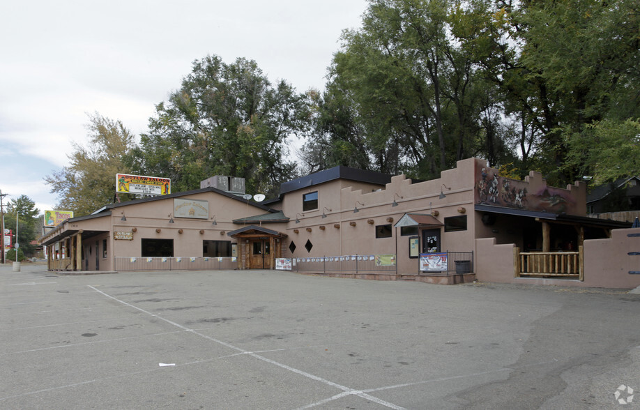 160 E Main St, Lyons, CO for sale - Primary Photo - Image 1 of 1