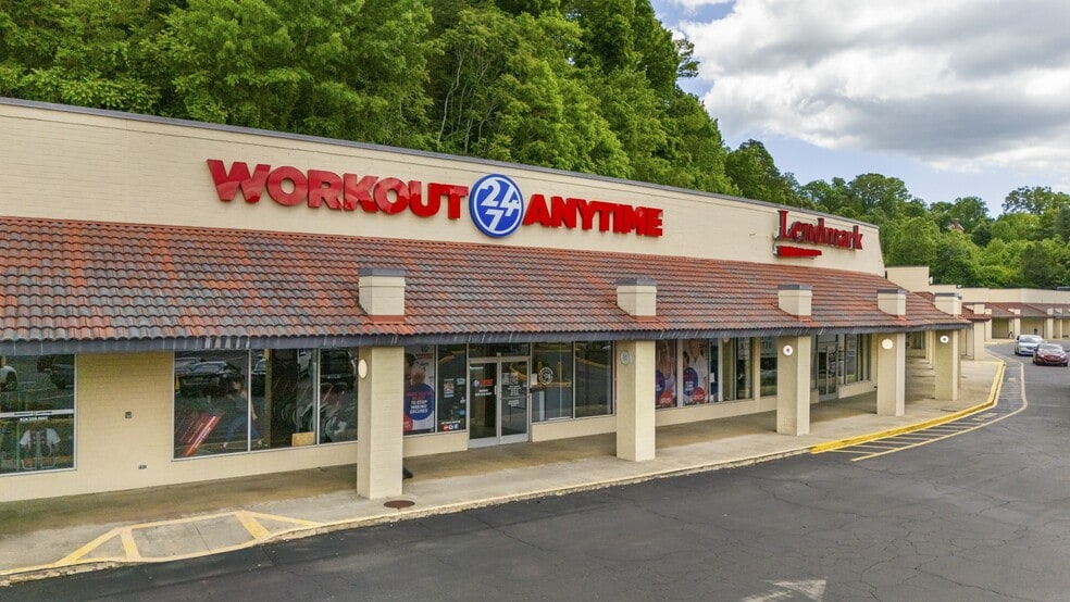 500 N Main St, Marion, NC for lease - Building Photo - Image 3 of 19