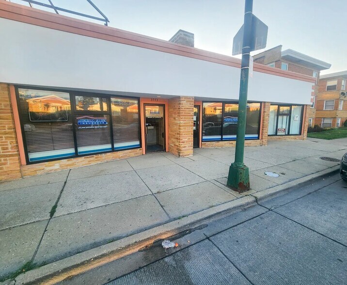 3753 N Harlem Ave, Chicago, IL à vendre - Photo du bâtiment - Image 3 de 10