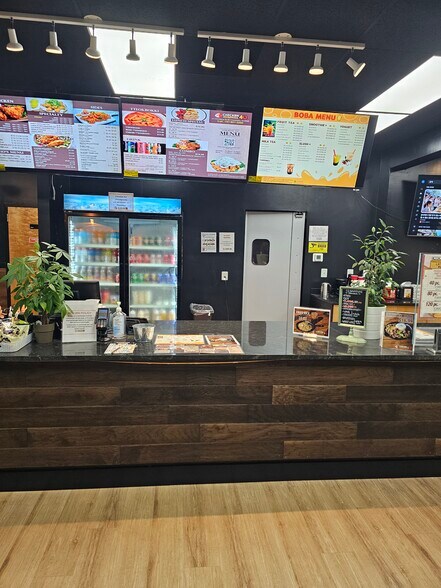 211 Providence Rd, Chesapeake, VA à vendre - Photo du bâtiment - Image 2 de 12