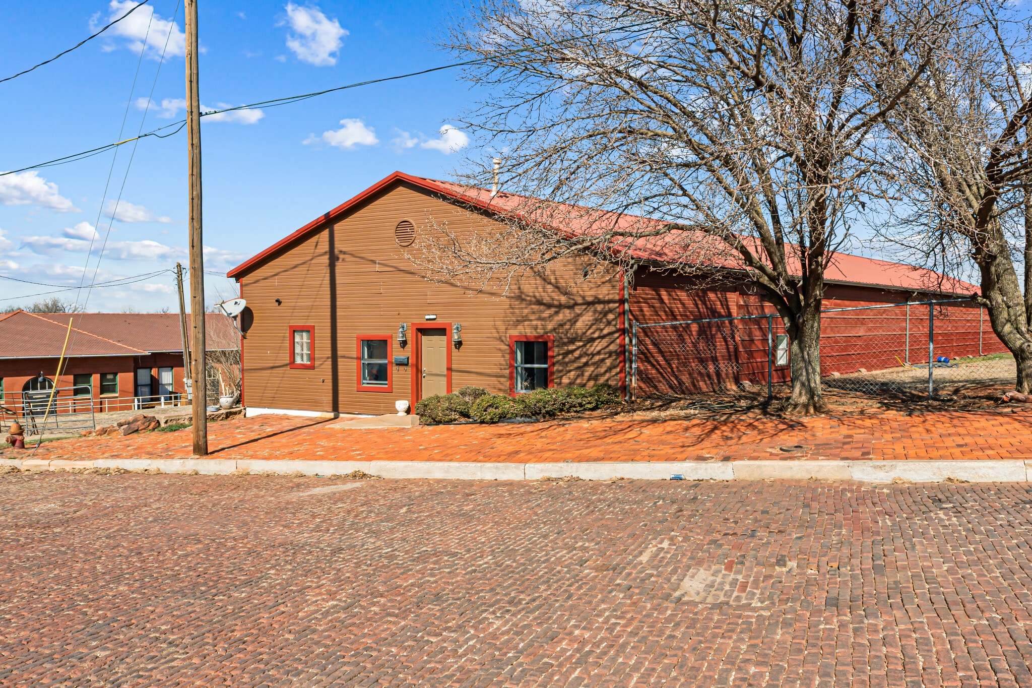 410 W Harrison Ave, Guthrie, OK for sale Building Photo- Image 1 of 41